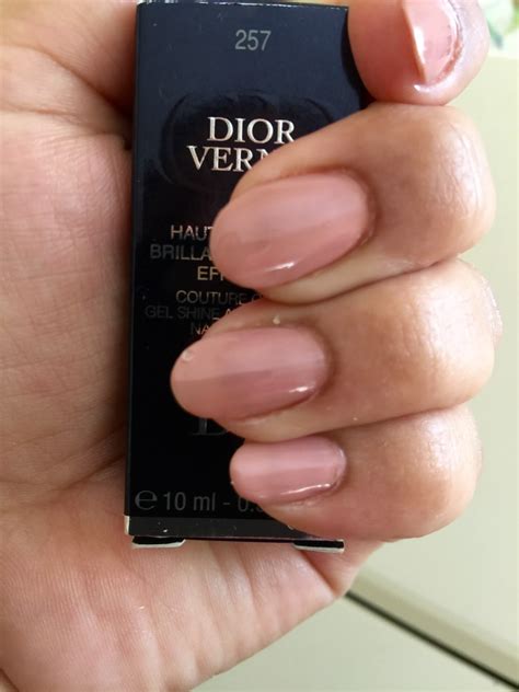 dior nail 257